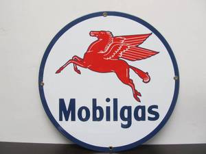 lot 205 image: Heavy Porcelain MOBILGAS Sign - Ande Rooney - 11 diameter