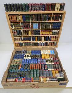lot 236 image: Impressive Large Collection of Vintage Miniature Classic Books