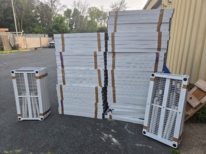 lot 353 image: HUGE Lot of Adjustable KETER Shelving Units 