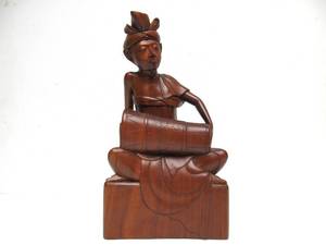 lot 360 image: Nice Hand Carved Wood Balinese Drummer 12