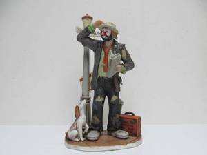 lot 361 image: Limited Edition Emmett Kelly Jr. Convention Bound Figurine Signed 12