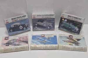 lot 367 image: 6 NOS Unbuilt RENWAL Model Kits - Classic Cars & Airplanes