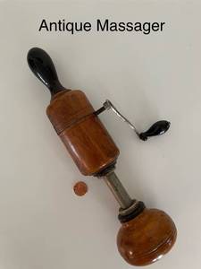 lot 62 image: Vintage Hand-Cranked Wooden Massager