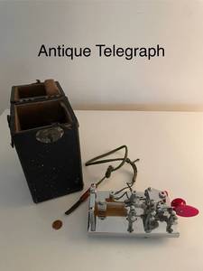 lot 94 image: Vintage Vibroplex Telegraph Key