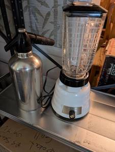 lot 183 image: Vintage Osterizer Blender and Metal Soda Siphon