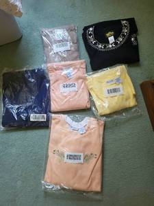 lot 241 image: Set of Blair Womens XLG Embroidered Tops