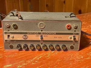 lot 306 image: Vintage RCA Station Allocator No. 171