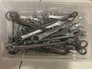 lot 320 image: Collection of Assorted Combination and Box Wrenches
