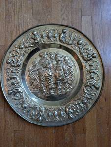 lot 511 image: Embossed Brass Wall Plate with Historical Figure Design