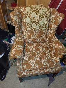lot 338 image: Vintage Floral Armchair with Orange and Beige Upholstery