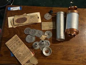 lot 27 image: Ateco Vintage Cookie Maker with Discs and Instructions