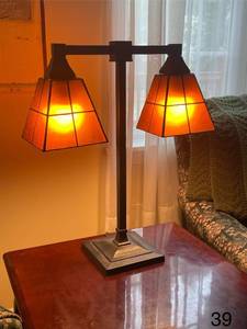 lot 39 image: Vintage Mission Style 2-Light Desk Lamp with Stained Glass Shades