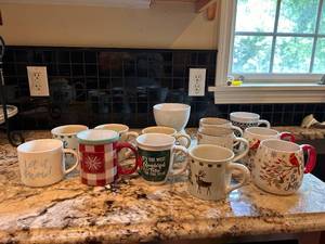 lot 114 image: Collection of 13 Assorted Holiday and Seasonal Mugs