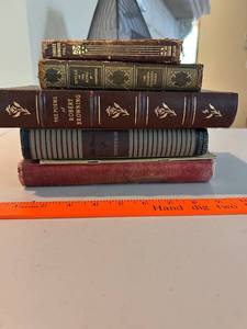 lot 156 image: Collection of Antique and Vintage Poetry Books