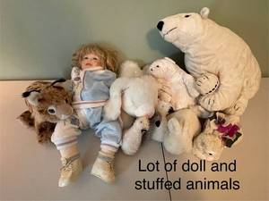 lot 529 image: Lot of Doll and Stuffed Animals Including Polar Bear and Bunny