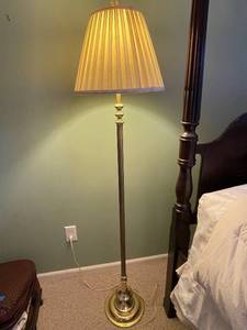 lot 534 image: Brass Floor Lamp with Pleated Shade