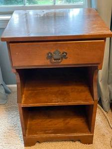 lot 581 image: Vintage Wooden Nightstand with Drawer and Shelves