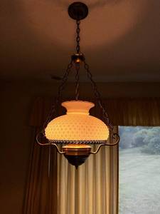 lot 7 image: Antique Milk Glass Pendant Light Fixture