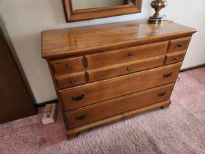 lot 34 image: Vintage Wooden Dresser with Mirror