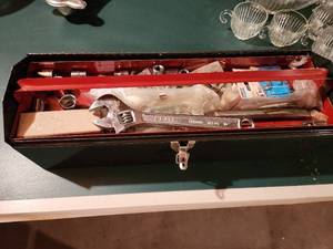 lot 62 image: Vintage Metal Tool Box with Assorted Hand Tools