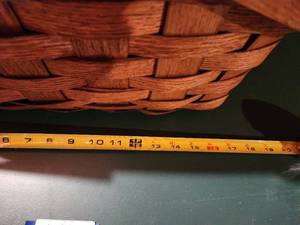 lot 68 image: Vintage Woven Picnic Basket with Dining Accessories