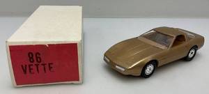 lot 173 image: Vintage 1986 Corvette Promo Card In Original Box