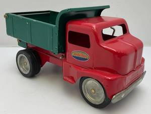 lot 181 image: Vintage TONKA TRUCK Reproduction