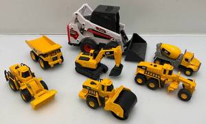 lot 188 image: Misc. Miniature CAT Construction Vehicles & More