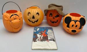 lot 18 image: Vintage Halloween Blow Mold Pumpkin Candy Baskets Including Mickey Mouse & More