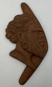 lot 32 image: Vintage Mid Century DELMAR Aborigine & Boomerang Wall Sculpture 8 x 17
