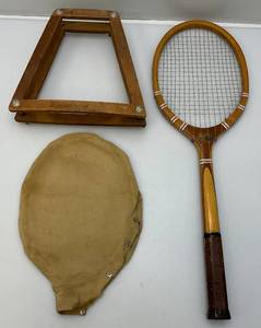 lot 216 image: Antique 1930s Tru-Sport Wooden Tennis Racket With Racket Protector