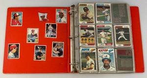 lot 233 image: 1970s - 80s Unsorted Baseball Cards