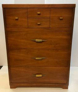 lot 250 image: Mid Century Wood Four Drawer Upright Dresser 18 x 32 x 44 12
