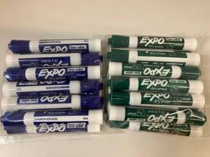 lot 105 image: Navy and Dark Green Dry Erase Markers