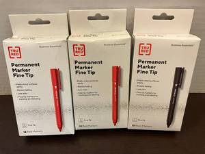 lot 22 image: Red and Black Permanent Markers