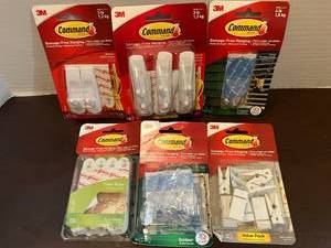 lot 19 image: 3M Command Accessories