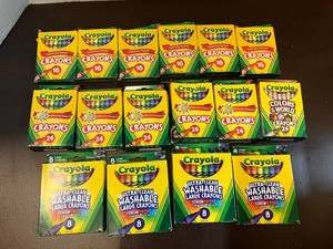 lot 18 image: Crayola Crayons