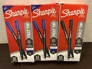 lot 14 image: Sharpie Felt Tip Pens