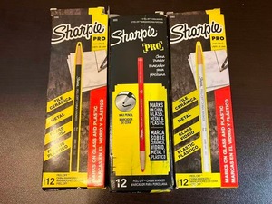 lot 78 image: Sharpie Pro Grease Pencils
