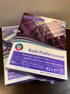 lot 109 image: Xerox 24-Pound Copy Paper