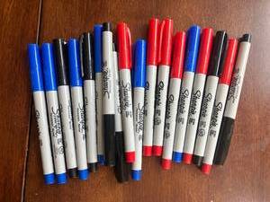 lot 35 image: Sharpie Ultra Fine Markers