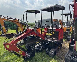 lot 4706 image: 2025 FUTURE Mini Excavator (FT15)