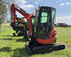 lot 4474 image: 2025 CFG Mini Excavator, Kubota Diesel, 25 hp (QK25K-C)