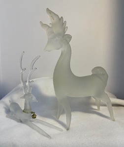 lot 4 image: Blown Glass Reindeer Lot of 2