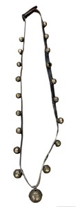 lot 16 image: Antique Leather and Brass Sleigh Bells