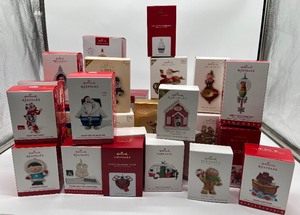 lot 46 image: Hallmark Keepsake Ornaments Lot 2 of 6 Circa 2000s