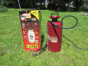 lot 16 image: LawnGarden Sprayers