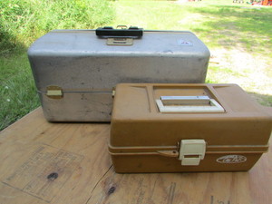 lot 31 image: Vintage Tackle Boxes