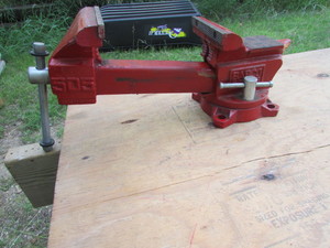 lot 50 image: Vice
