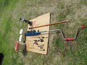 lot 58 image: Ice Fishing Lot